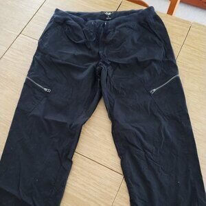G.H. Bass& Co Capris